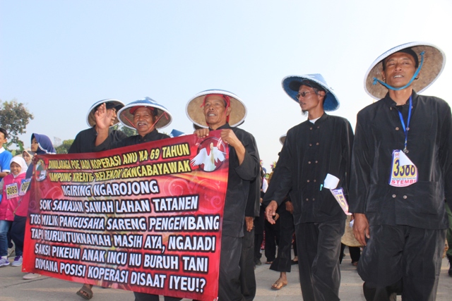 Jalan Santai Hari Koperasi 2016 di Stadion GBLA