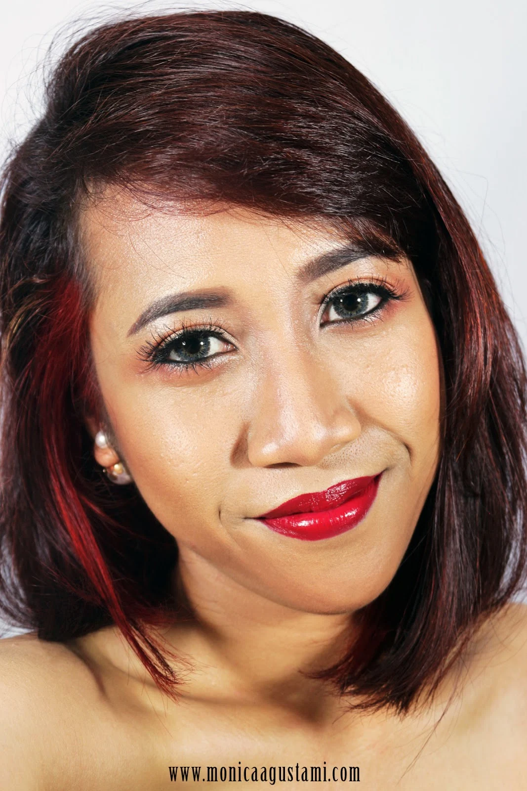 Monica Agustami Tutorial Sexy Glam Makeup Untuk Kulit Sawo Matang