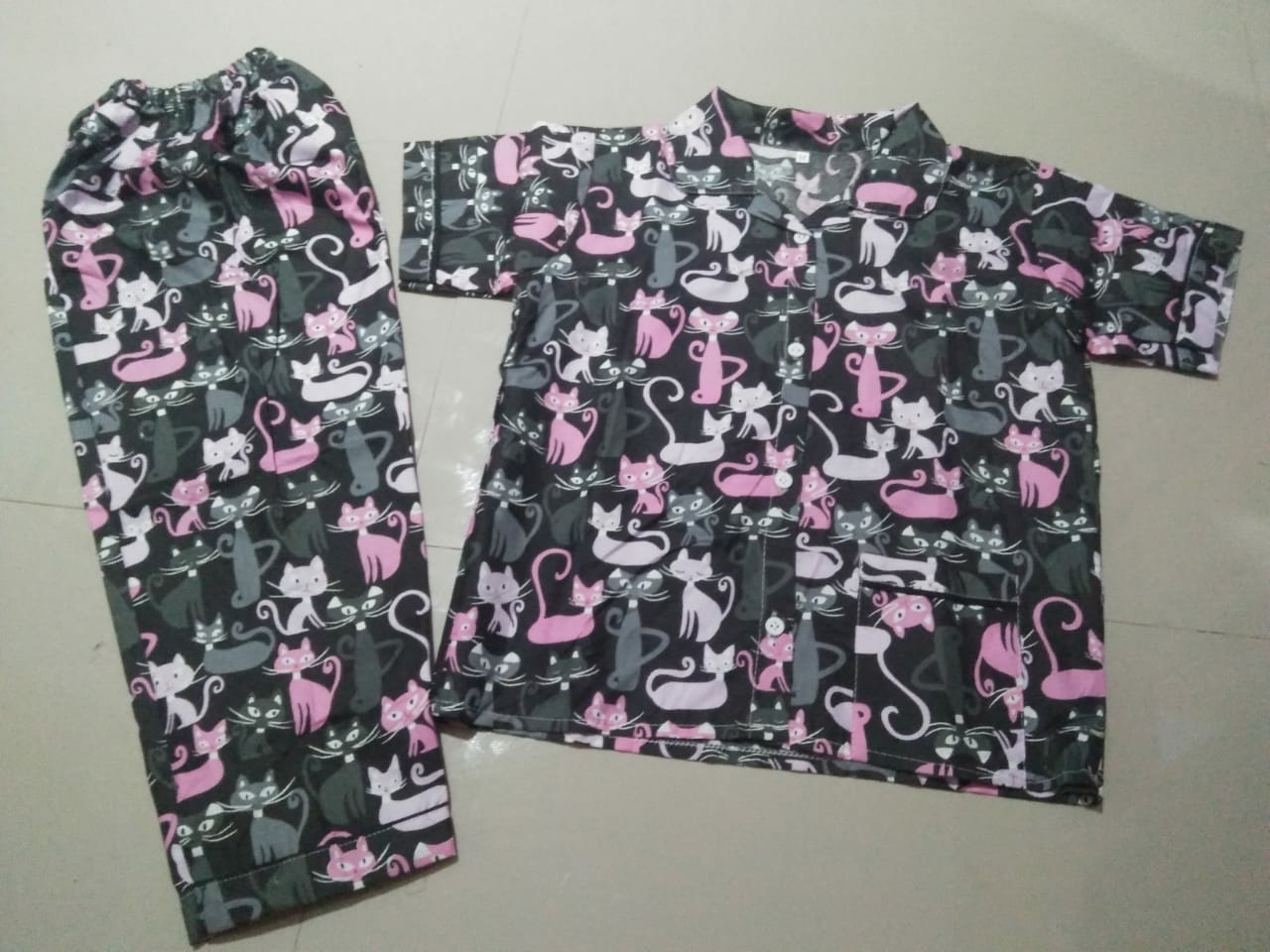 Piyama Anak Umur 7-8 Tahun Motif Kucing Hitam