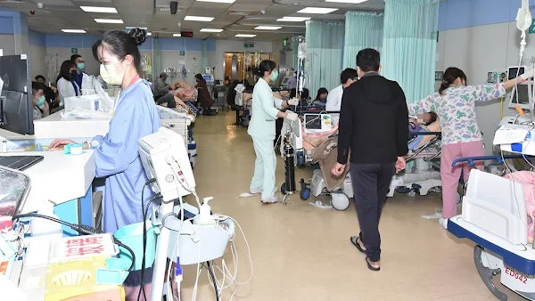▲彰基總院長陳穆寬強調，彰基的醫護人員不僅在醫院內拯救患者生命，即使在日常生活中，遇到突發狀況，也能不畏危險，挺身而出，這是最珍貴的價值。（彰基醫院提供）