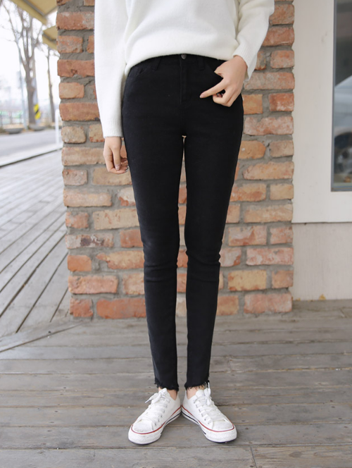 Fringed Cutout Cuffs Skinny Pants