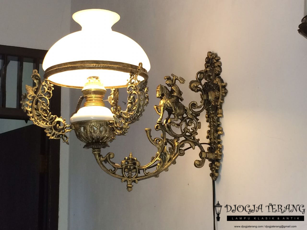  Lampu  Dinding Klasik Djogjaterang Jual lampu  hias 