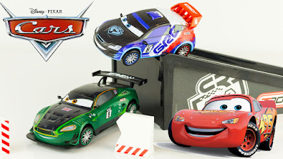 jouet disney cars flash mcqueen français