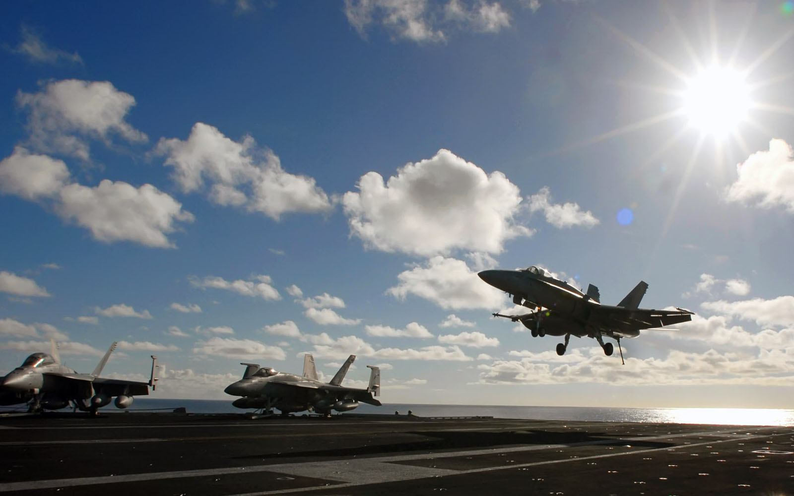 wallpapers: McDonnell Douglas FA 18 Hornet Aircraft Wallpapers