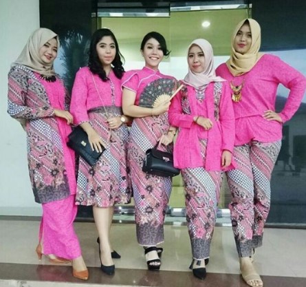 15 Contoh Model  Rok  Batik  Panjang  Kombinasi  Modern 2019