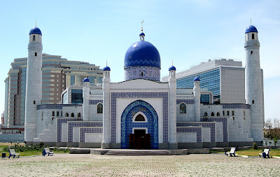Keindahan Senibina Masjid - Kesenian Islam