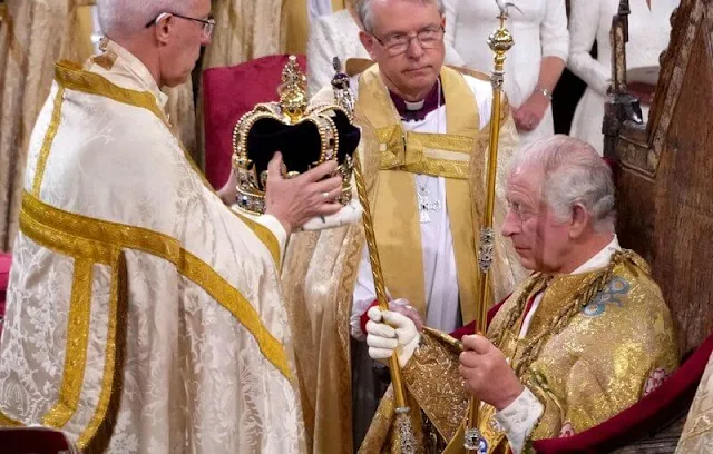 Princess Charlotte tira, Princess of Wales tiara, Princess Charlene, Queen Mary tiara, The St Edward's Crown