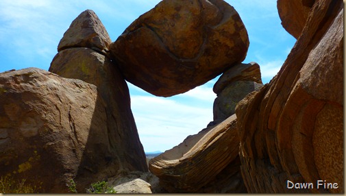 Grapevine to Balanced rock_048