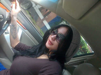 nadia ervina. bibie julius