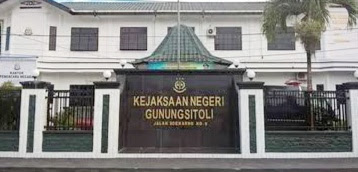 LSM Perlahan Desak Kejari Gunungsitoli Tuntaskan Laporan Korupsi Di Desa Anaoma.