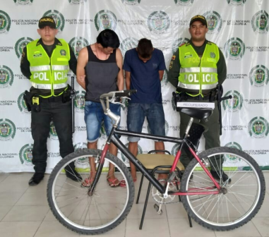 Le robaron una bicicleta a un hombre de la tercera edad 