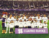 REAL VALLADOLID C. F. Temporada 2019-20. Sandro, Masip, Fede San Emeterio, Javi Moyano, Toni Villa, Enes Ünal, Hervías, Salisu, Joaquín, Antoñito y Kiko Olivas. REAL VALLADOLID C. F. 1 VALENCIA C. F. 1. 21/12/2019. Campeonato de Liga de 1ª División, jornada 18. Valladolid, estadio José Zorrilla (16.295 espectadores). GOLES: 1-0: 83’, Sergi Guardiola, de libre directo. 1-1: 90+4’, Manu Vallejo. Los jugadores del Real Valladolid, antes de comenzar el choque, portaron camisetas en memoria del que fuera fisioterapeuta del club, Ricardo Pérez, recientemente fallecido.