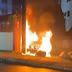 Bahia: Vídeos registram incêndio em fiação que destruiu carro e se estendeu pela rede em condomínio no Cabula, em Salvador