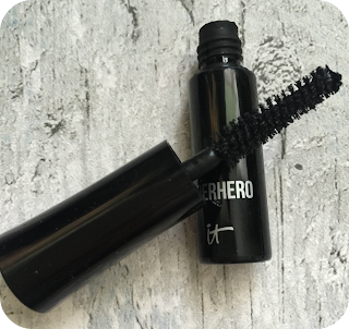 It cosmetics superhero mascara