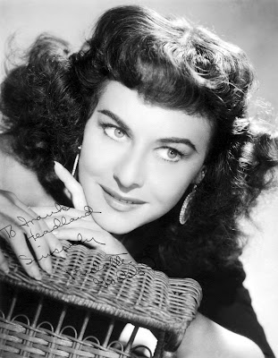 PAULETTE GODDARD