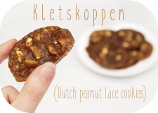 http://www.ablackbirdsepiphany.co.uk/2017/05/kletskoppen-peanut-lace-cookies.html