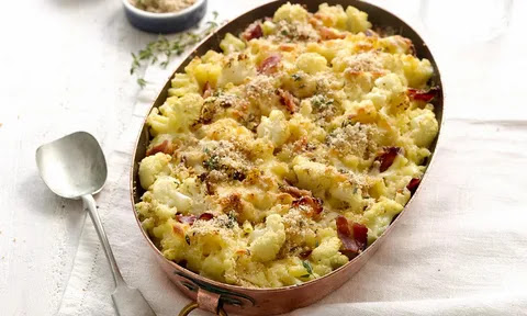 Culinary Harmony: Cauliflower, Pancetta, and Pangratto Macaroni Bake