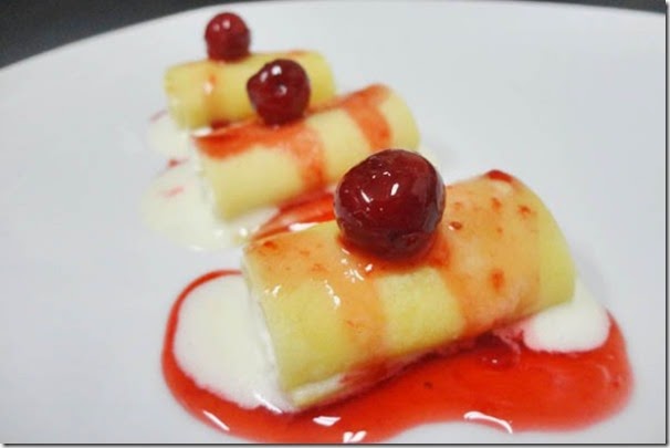 Crepes rellenos de frutos del bosque (Receta de postre)