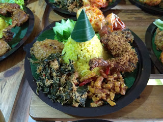 Tumpeng Mini