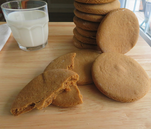 Old Fashioned Molasses Cookies (small batch)