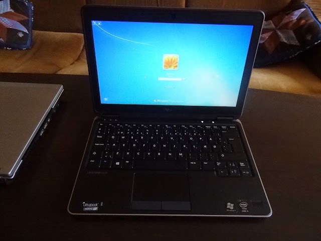 DELL XPS 13 vs Latitude E7240 ultrabook video comparison