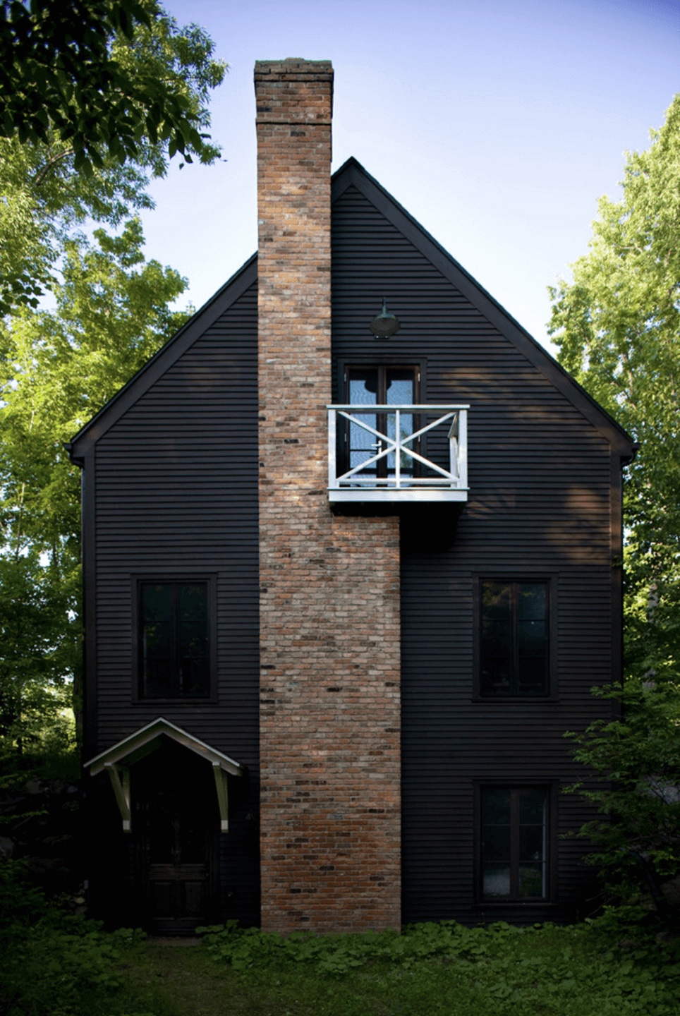 Red Brick Houses With Black Trim Design Indulgence