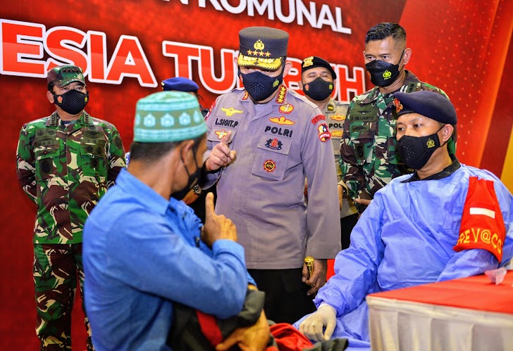 Kapolri Tegaskan Soliditas dan Sinergitas TNI-Polri akan Wujudkan Kekebalan Komunal 