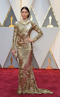 jessica biel oscar kirmizi hali