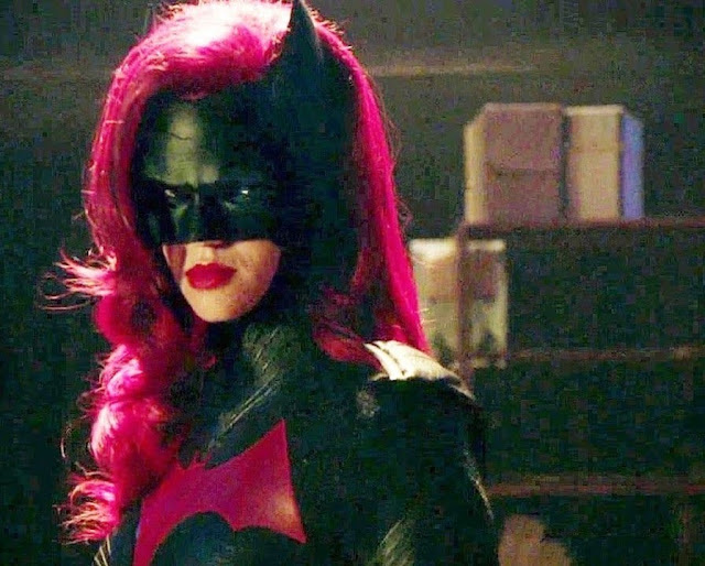 elseworlds 2018 crossover batwoman