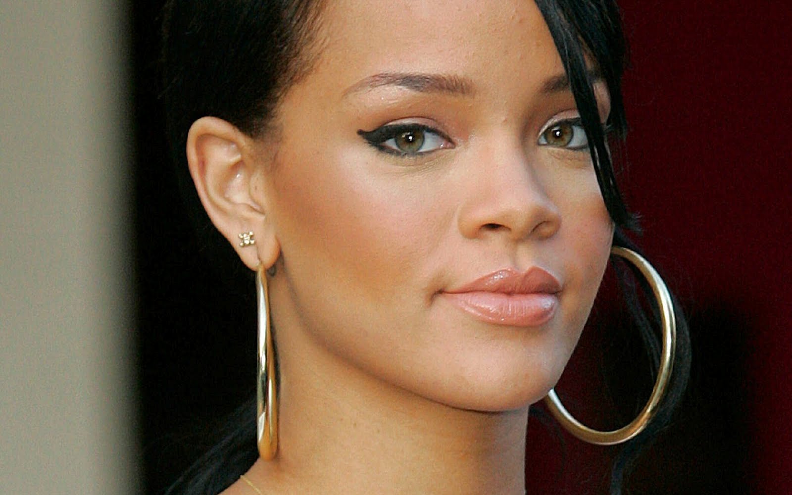 Rihanna Hairstyles Pictures