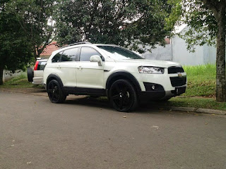 Chevrolet Captiva Putih 2014