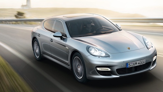 2011 Porsche Panamera Is The Car For Advanced People