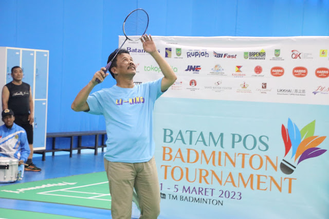 Dukung Event Olah Raga, Kepala BP Batam Buka Batam Pos Badminton Tournament