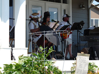 Hawaiian musicians at Sequim party