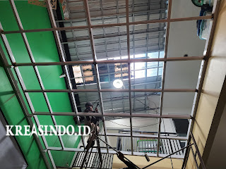 Mezzanine Besi di Dalam Ruangan Kantor pesanan PT Telexindo Bizmart Tebet Jakarta