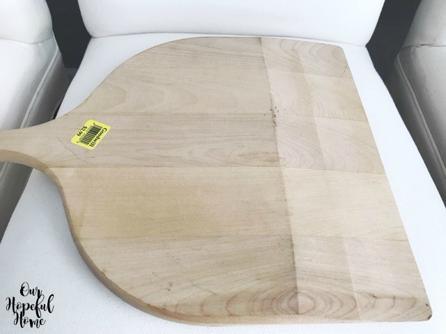 beveled wooden pizza peel