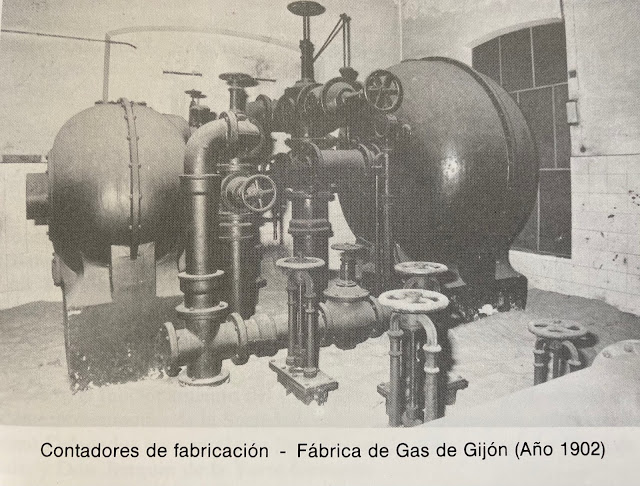 Fotografía del libro "Asturias, Una Historia del Gas de Alumbrado" de Juan Santana