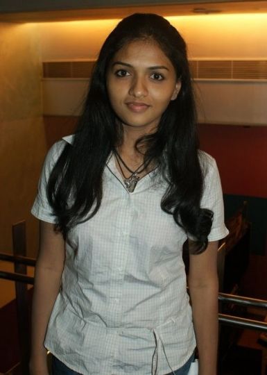 Sunaina in Blur - new-hotindiangirls.blogspot.com