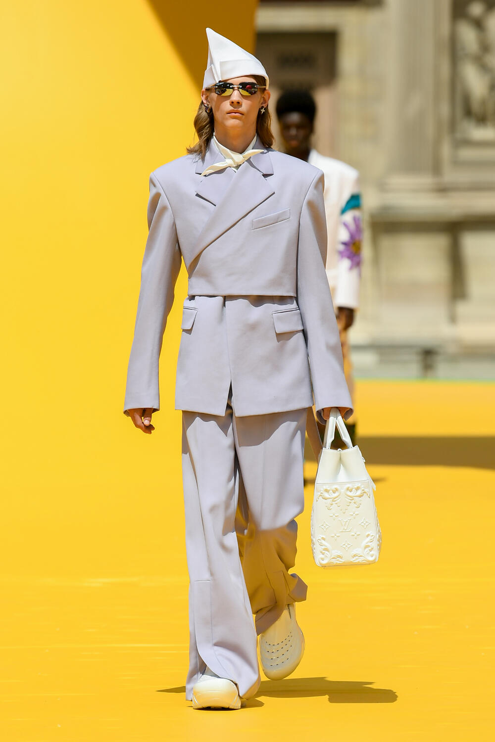 Conoce la nueva colaboración artística entre Louis Vuitton y Alex