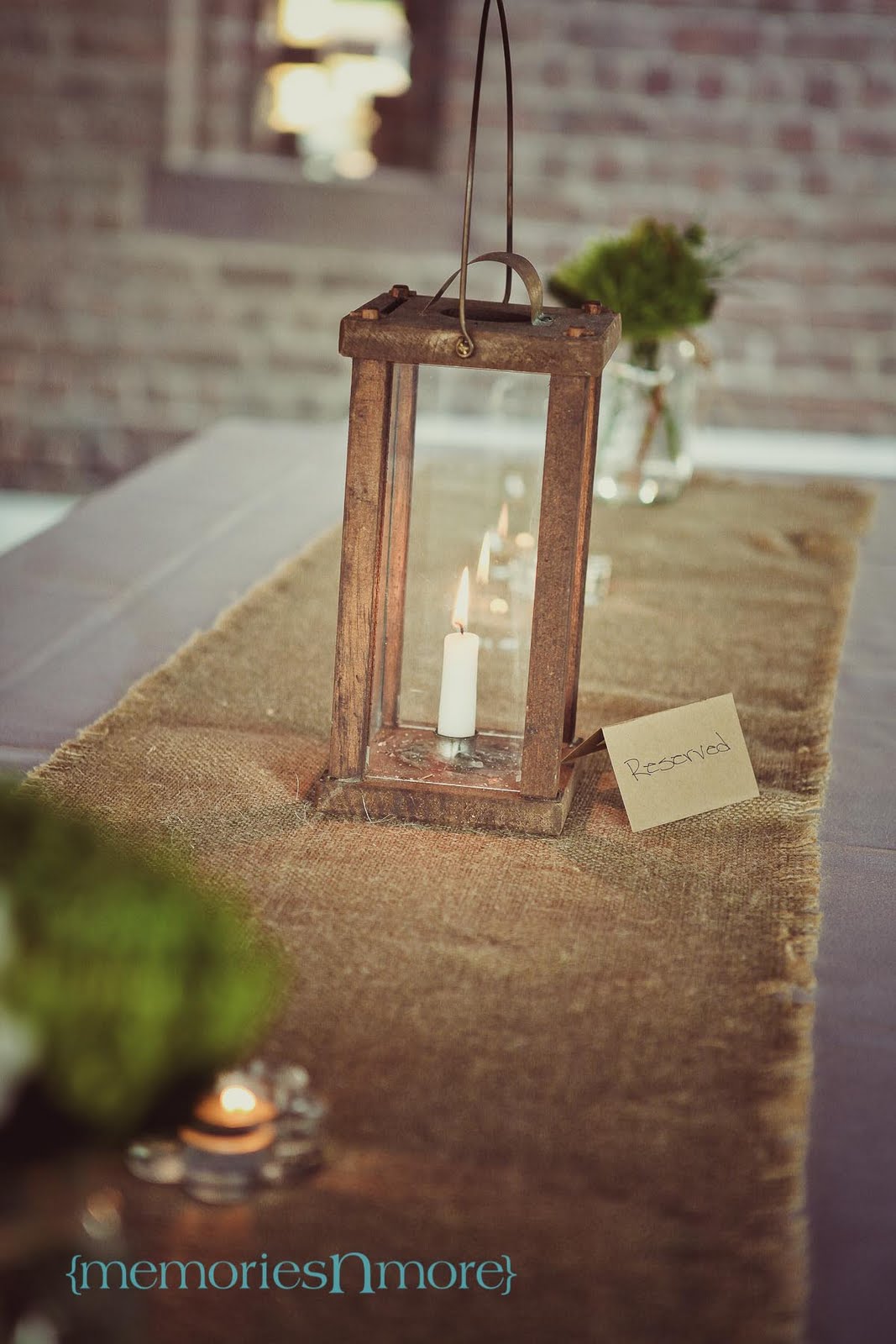 burlap wedding table