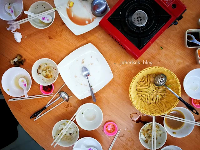 Private Chef in a Coffee Shop. Teochew Big Brother. Singapore Teochew-Big-Brother-Singapore-潮州大兄