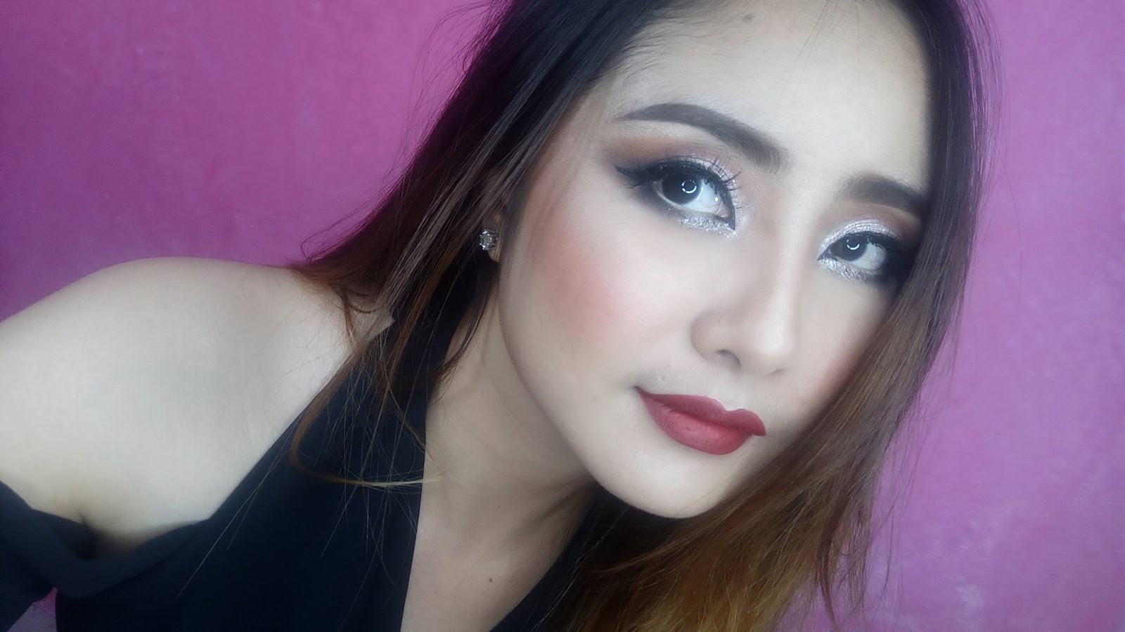 Tutorial Makeup Pesta Wisuda Glittery Cat Eye Makeup Tutorial