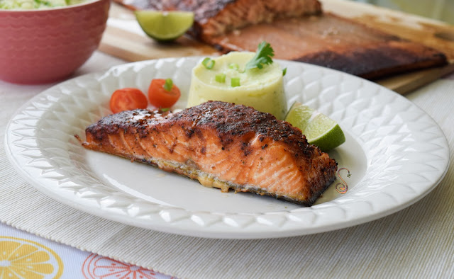 Salmón al horno con puré de coliflor