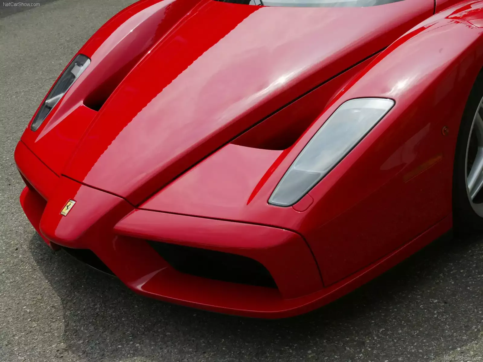 Hình ảnh siêu xe Ferrari Enzo 2002 & nội ngoại thất