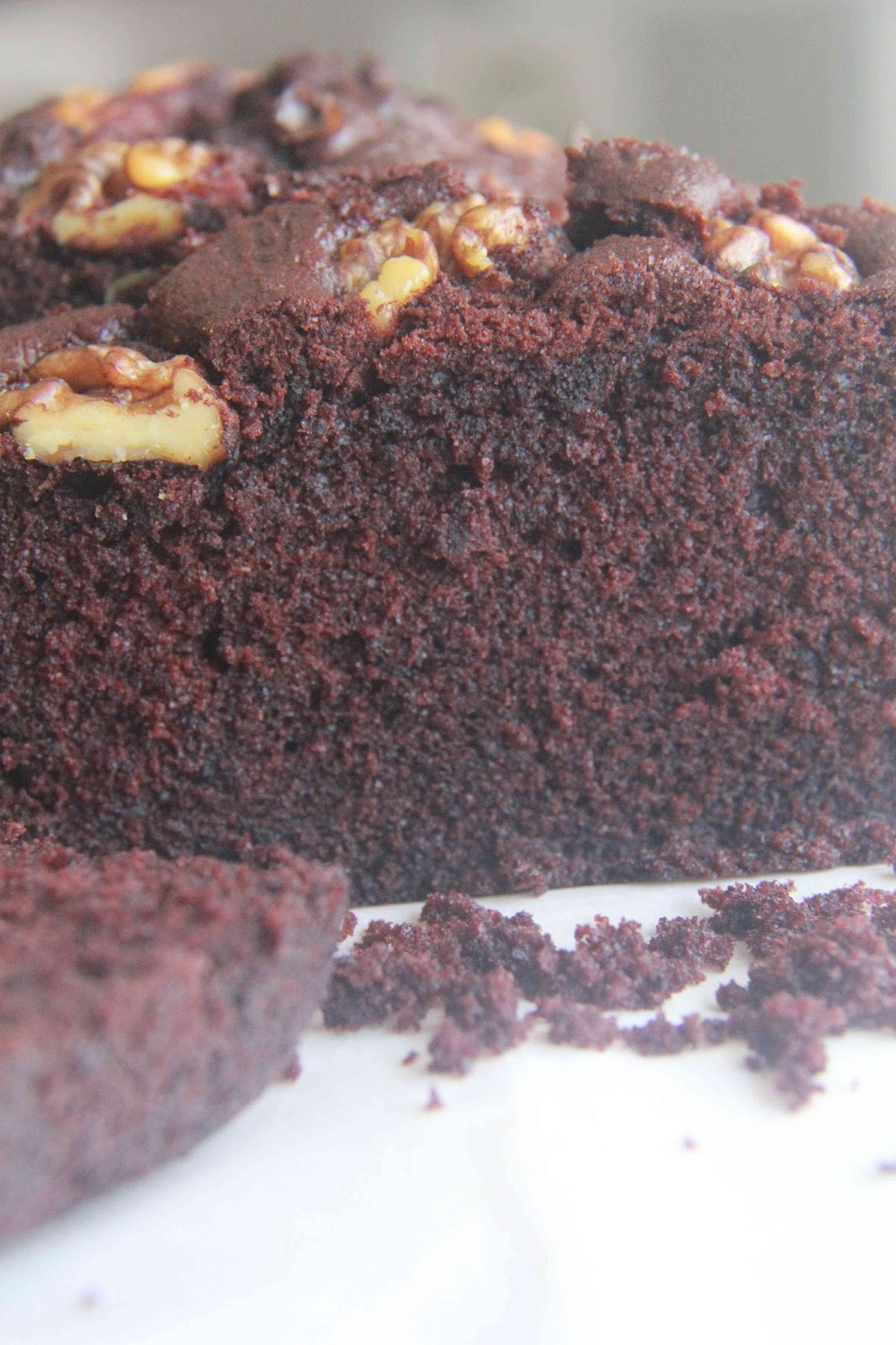 Simple Indulgence: Chocolate Banana Walnut Cake