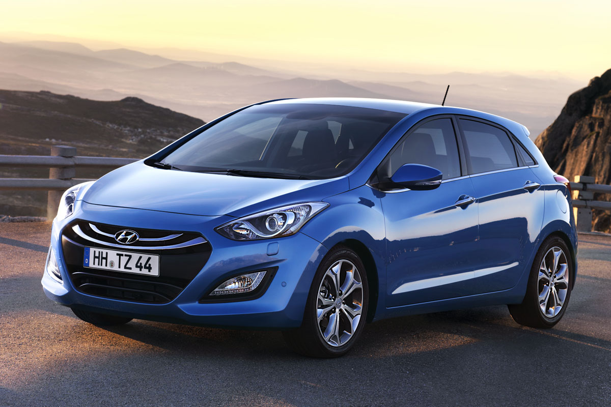 2013 Hyundai i30 Aqua Blue photos. Safety is a top priority for ...