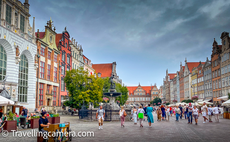 The Iconic Neptune's Fountain    At the heart of Długa Street stands the iconic Neptune's Fountain, a masterpiece that pays homage to Gdańsk's maritime heritage. The bronze statue of Neptune, the Roman god of the sea, presides over a grand fountain.