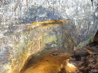 La Grotta degli Dèi nella baia di Manaccora