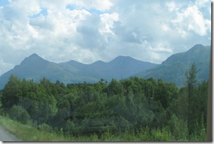 Glenn Hwy. Mt. Scenery 7-17-2011 12-15-24 PM 1416x951