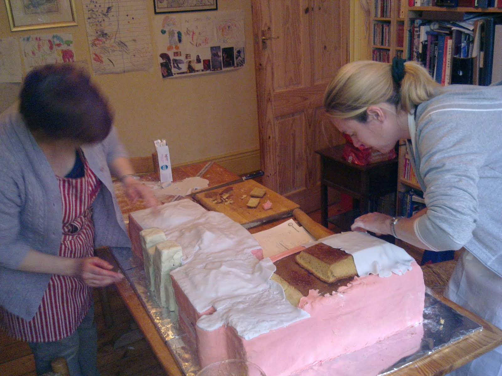 ... mountain: In which we build Gateshead Central Library out of cake